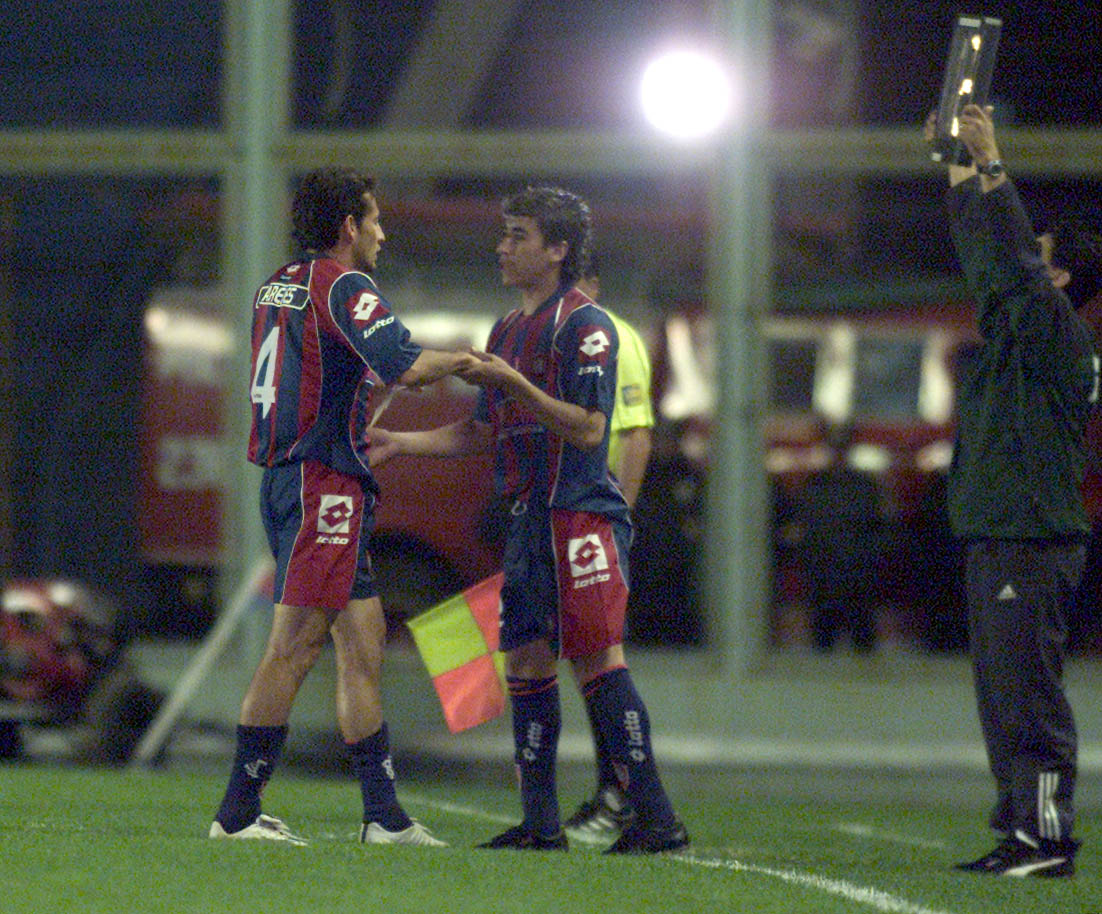 34' · Cambio (Salida) · Paredes, Aldo Gustavo