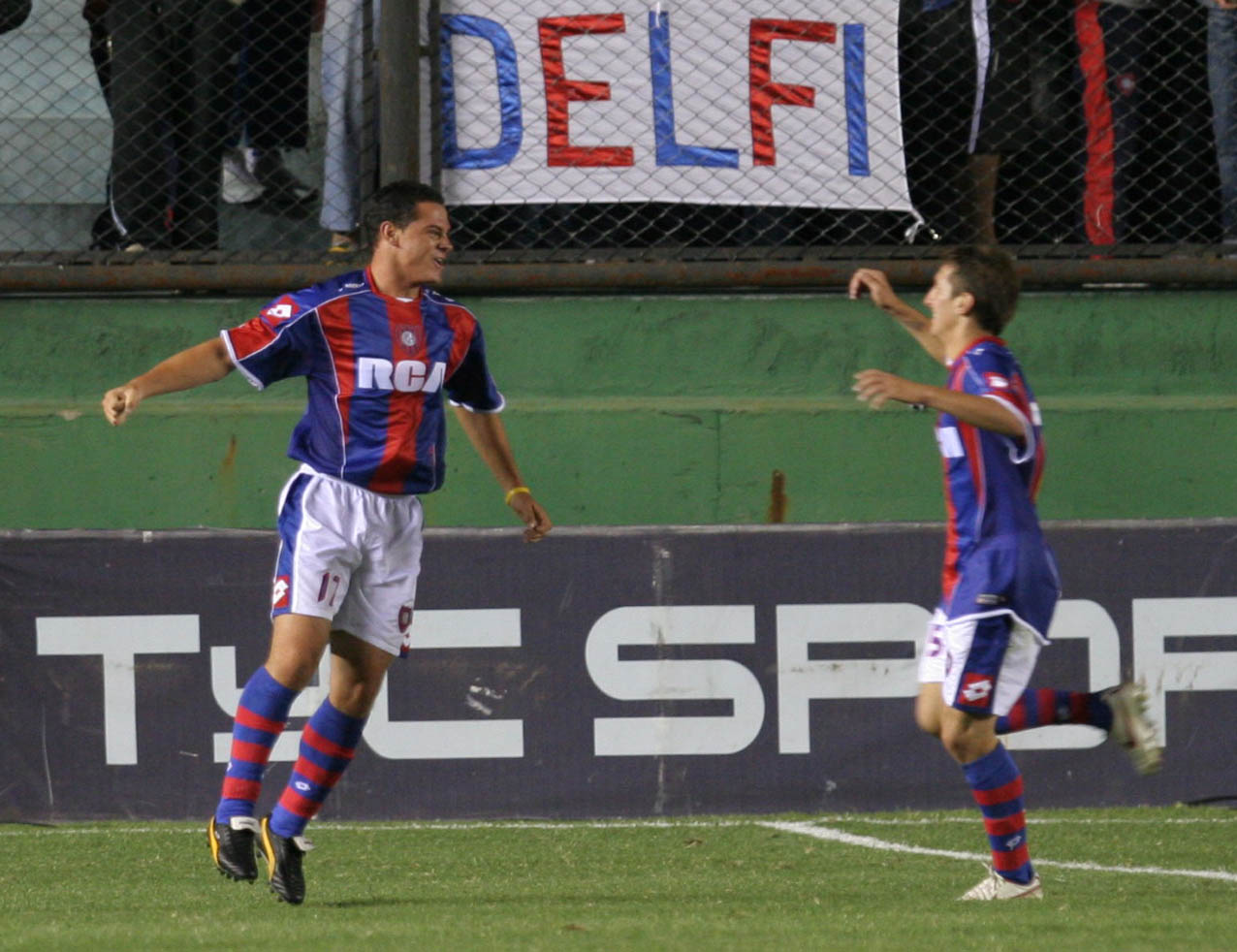 Gol — vs Arsenal