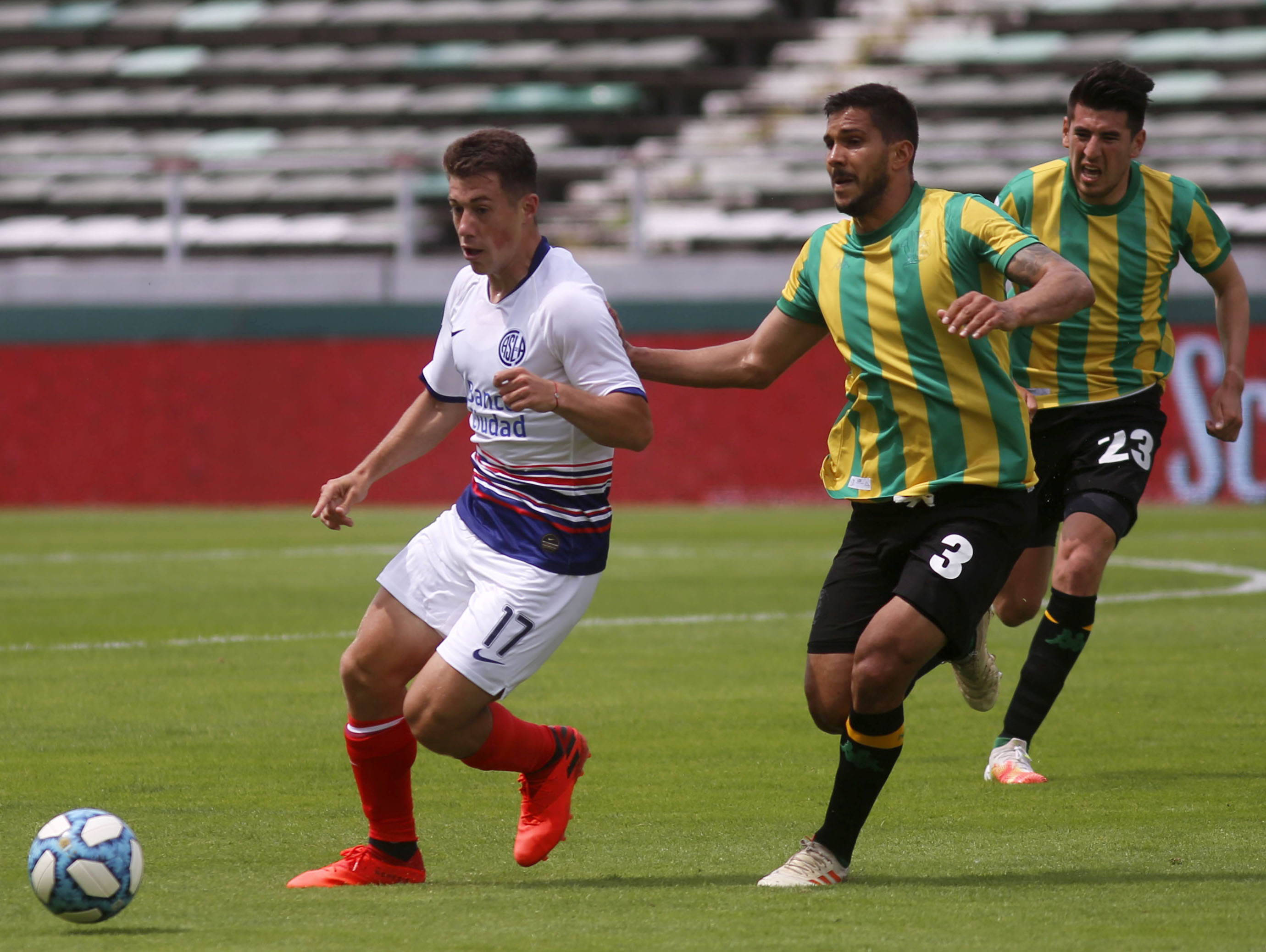 Cambio (Salida) — vs Aldosivi