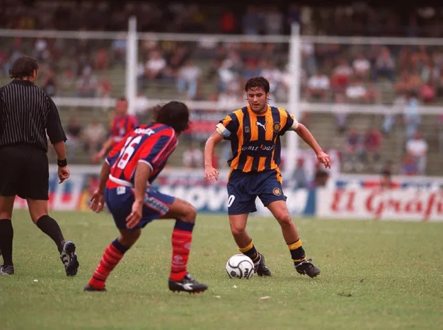 Tarjeta Amarilla — vs Rosario Central