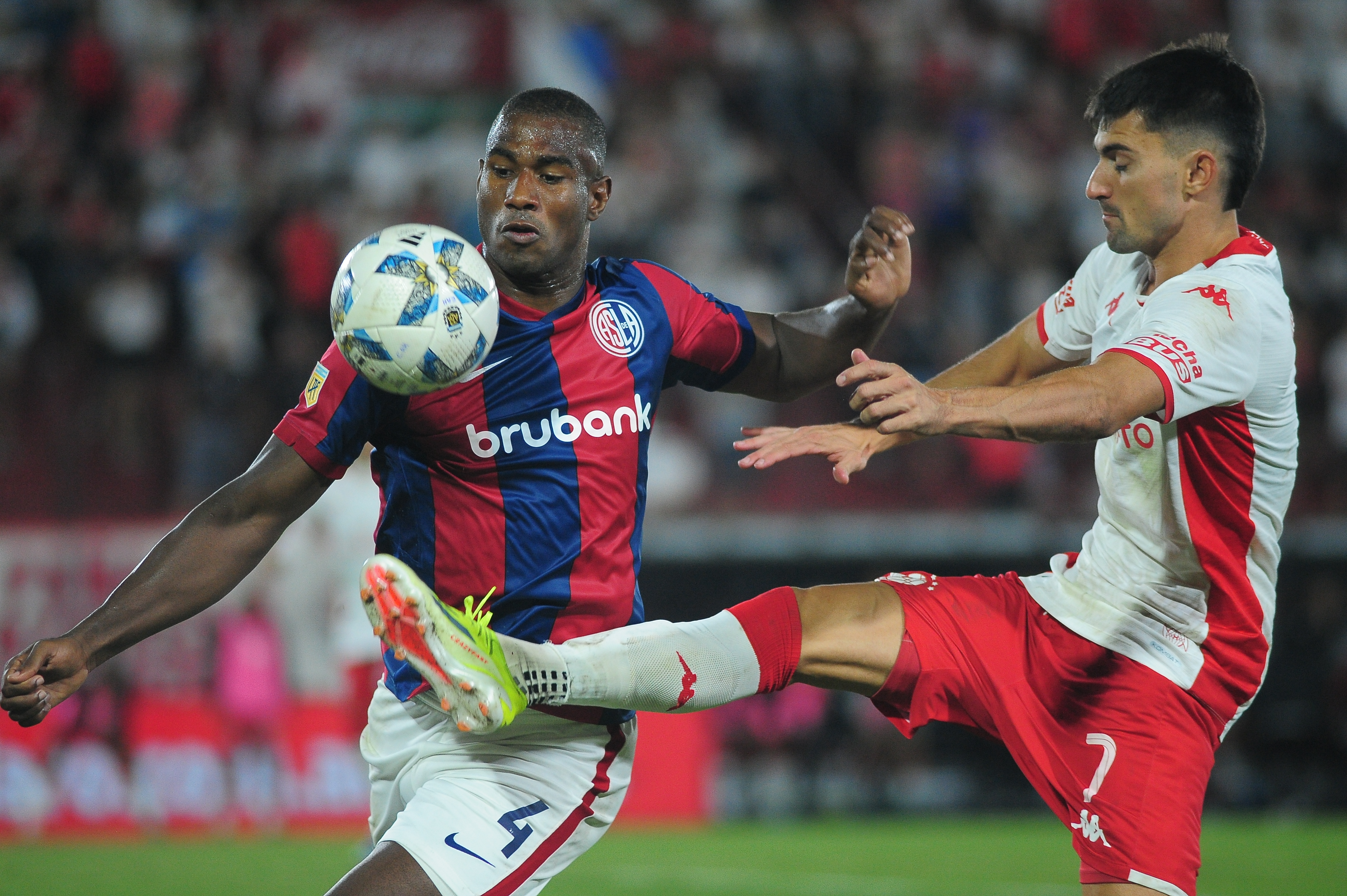 Tarjeta Amarilla — vs Huracán