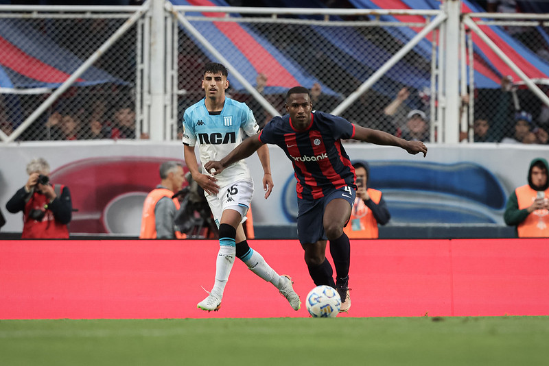 Tarjeta Amarilla — vs Racing Club