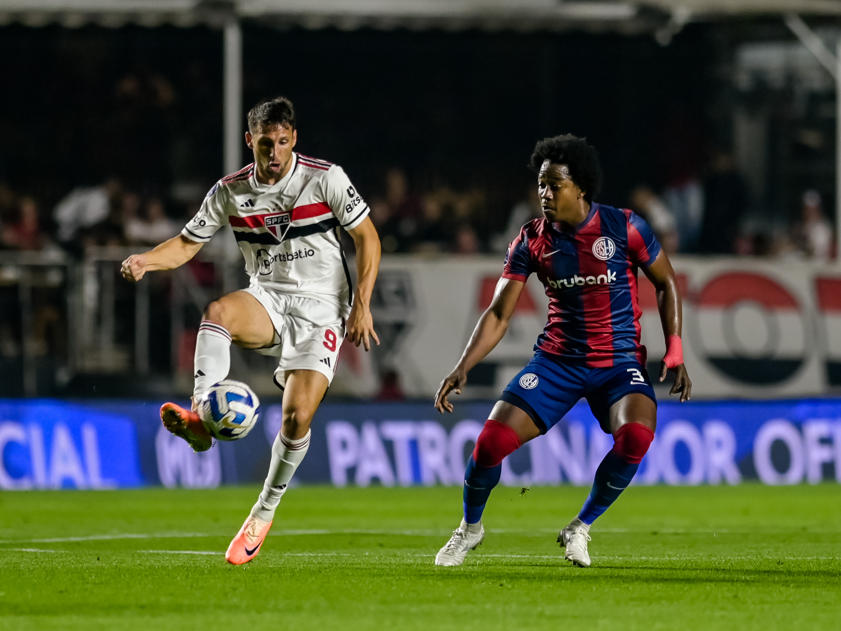 Cambio (Salida) — vs San Pablo (Brasil)