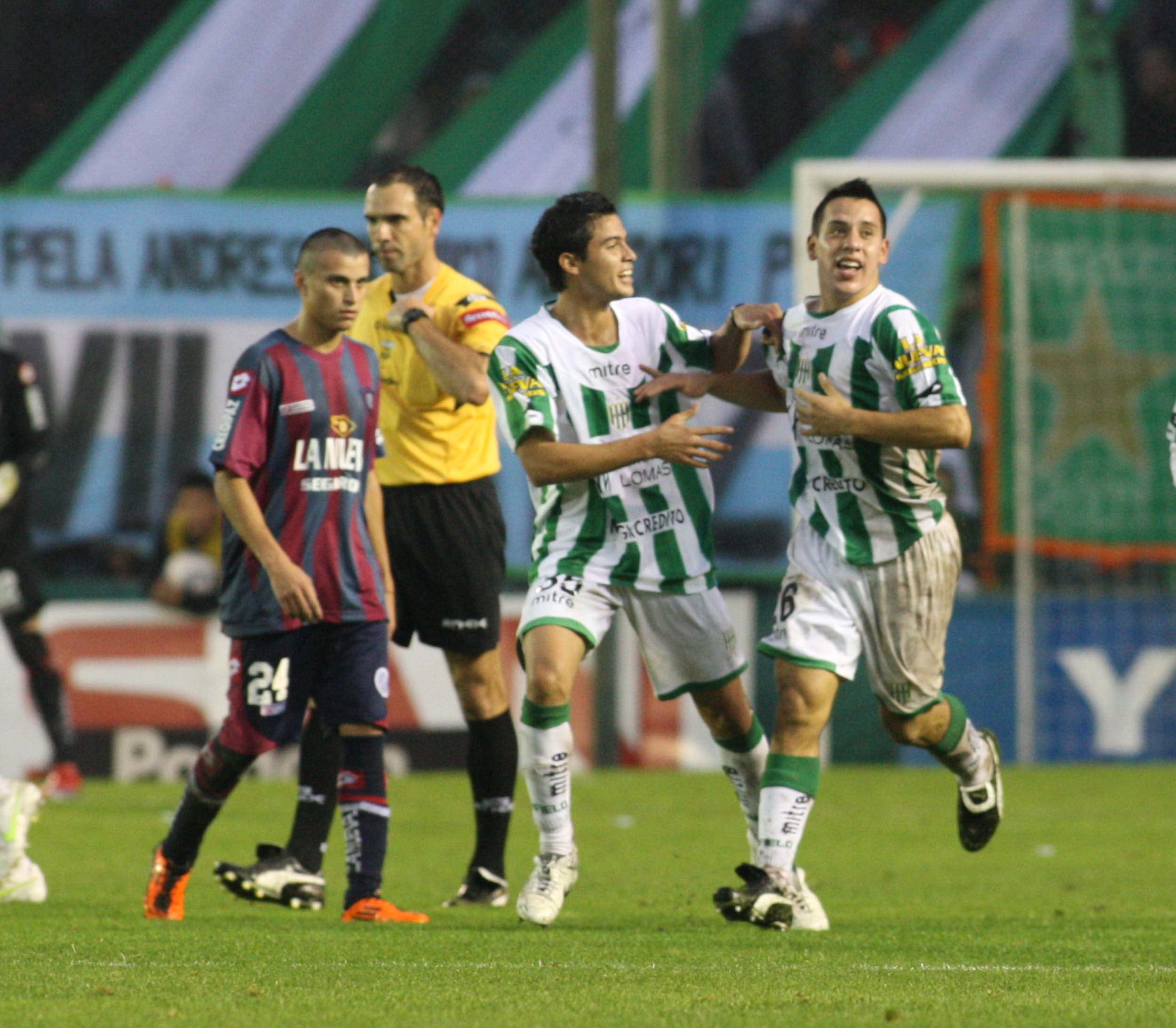 32' · Gol Rival · Toledo, Gustavo Ariel