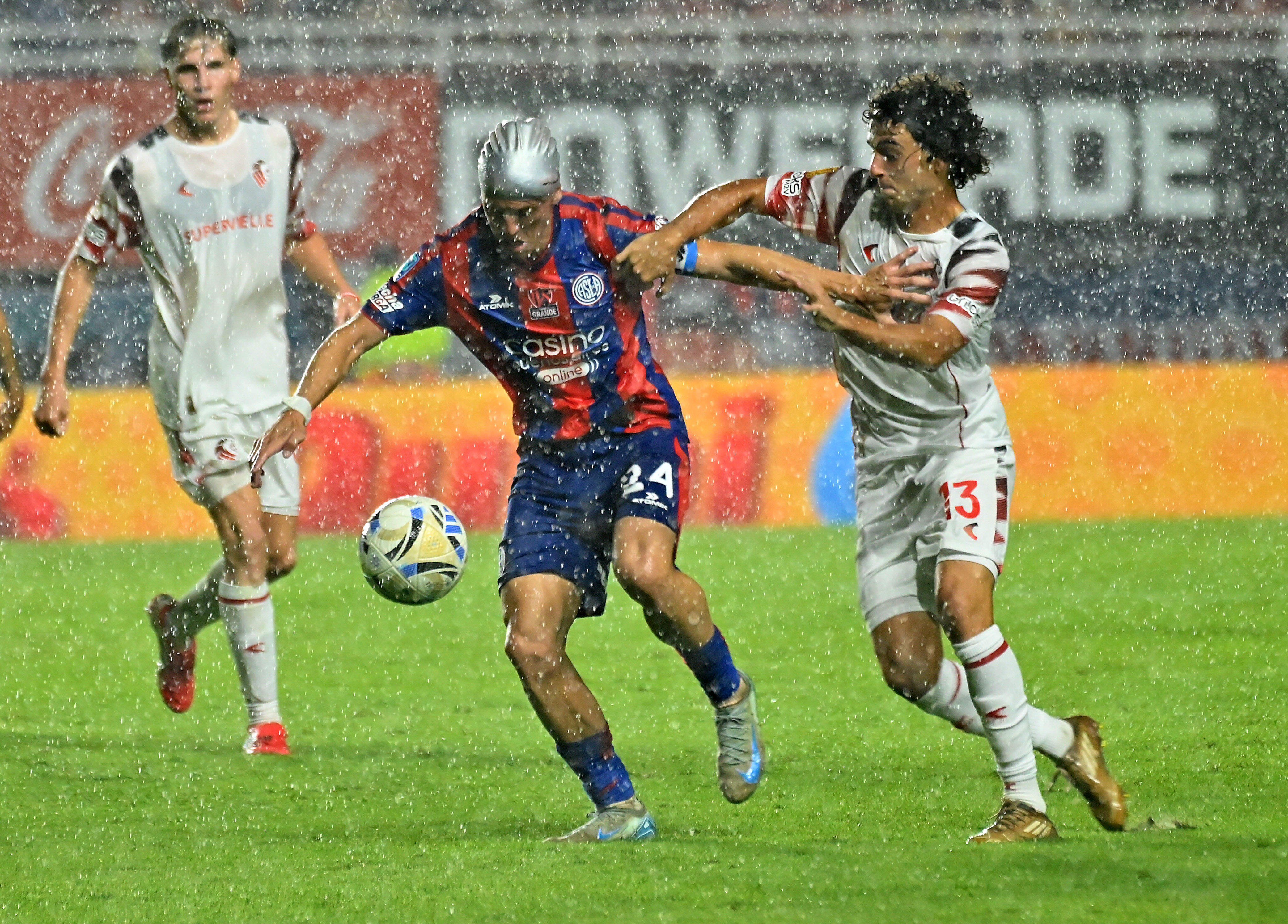 Tarjeta Amarilla — vs Estudiantes