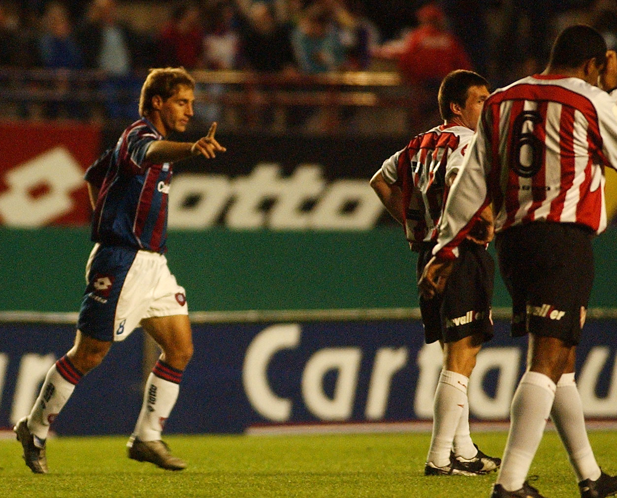 Gol — vs Instituto