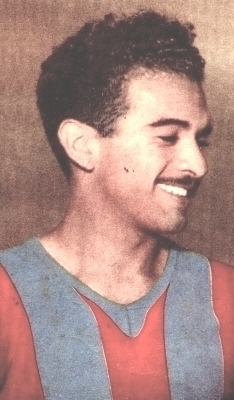 Uñate, Gabriel