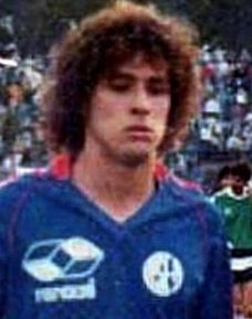 Viana Beledo, Leonardo Carlos